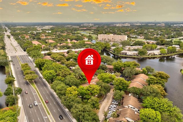 9367 SW 1st Street 808, Plantation, FL 33324