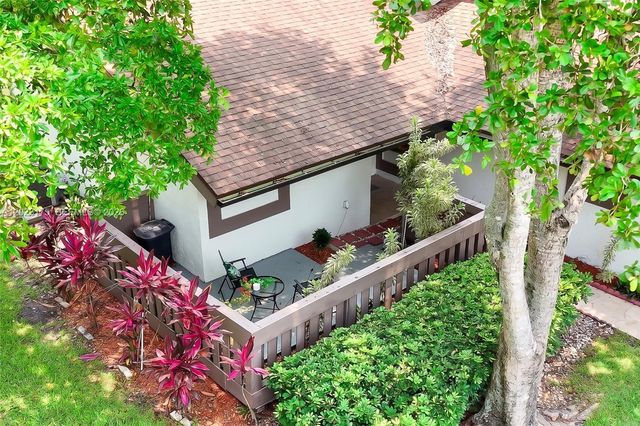 9367 SW 1st Street 808, Plantation, FL 33324