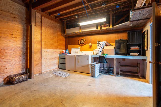 97799 Hanscam Lane, Brookings, OR 97415