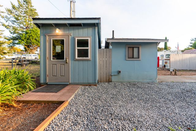 97799 Hanscam Lane, Brookings, OR 97415