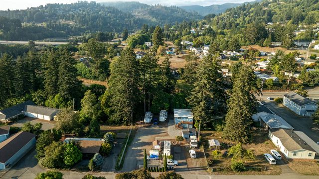 97799 Hanscam Lane, Brookings, OR 97415