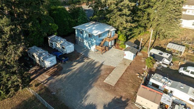 97799 Hanscam Lane, Brookings, OR 97415