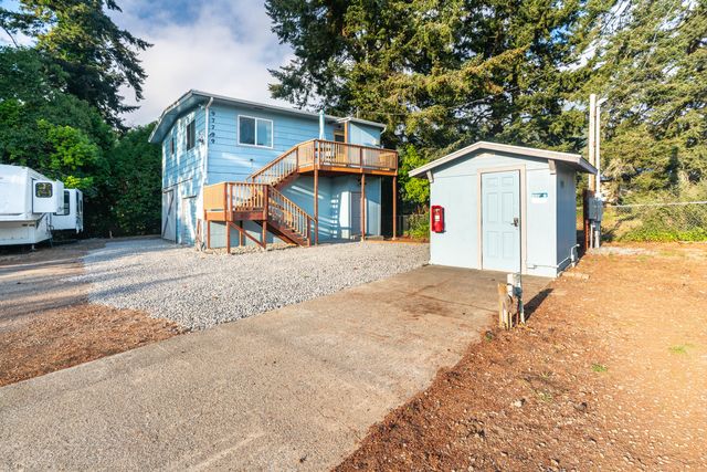 97799 Hanscam Lane, Brookings, OR 97415