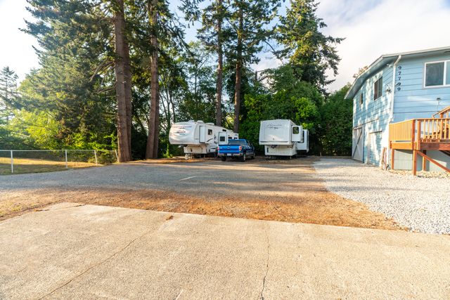 97799 Hanscam Lane, Brookings, OR 97415