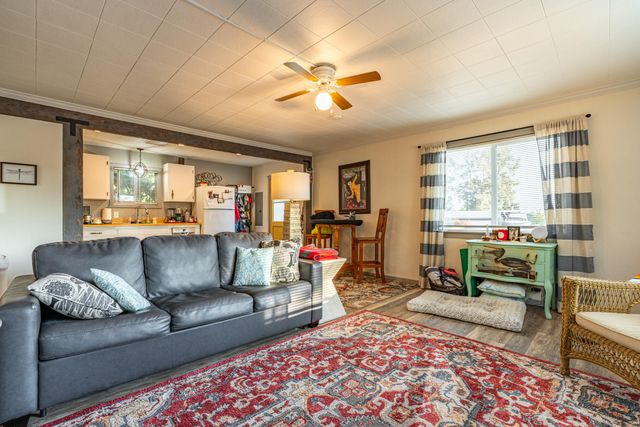 97799 Hanscam Lane, Brookings, OR 97415