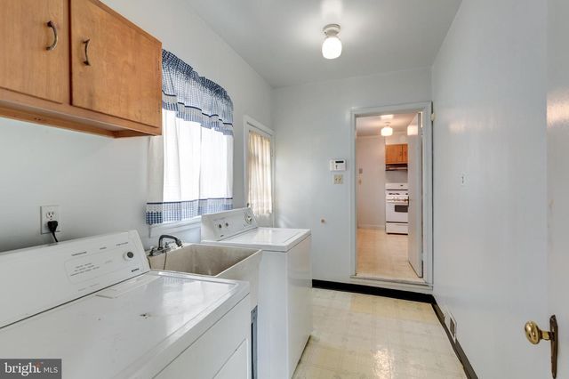8407 LIBERTY RD, Baltimore, MD 21244