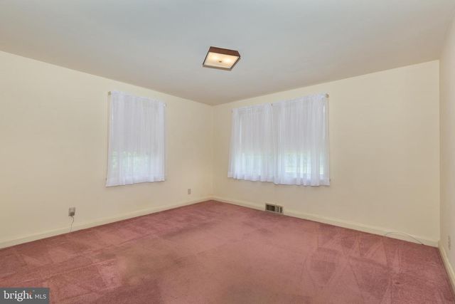 8407 LIBERTY RD, Baltimore, MD 21244