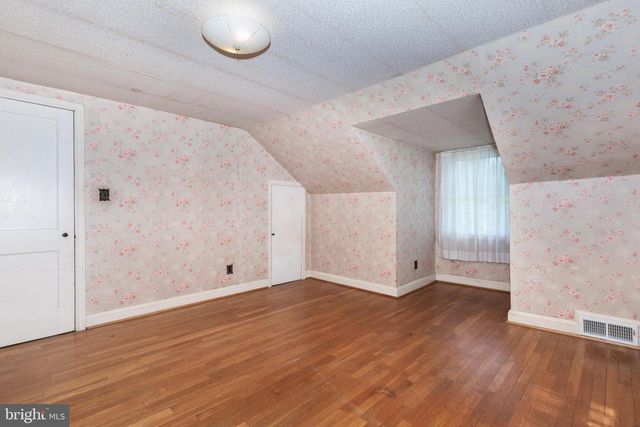 8407 LIBERTY RD, Baltimore, MD 21244