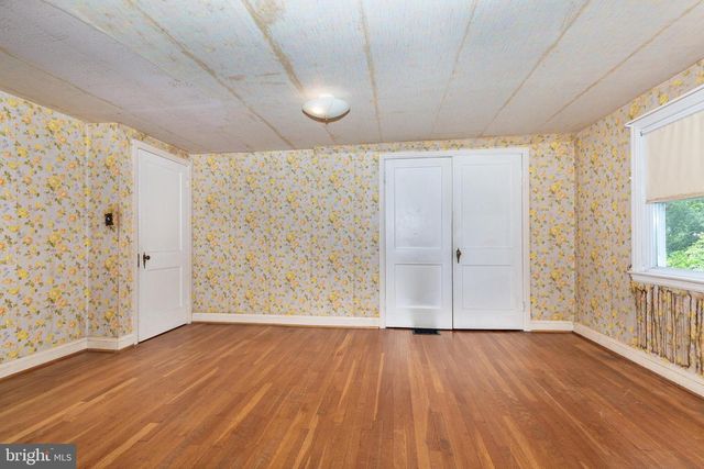 8407 LIBERTY RD, Baltimore, MD 21244