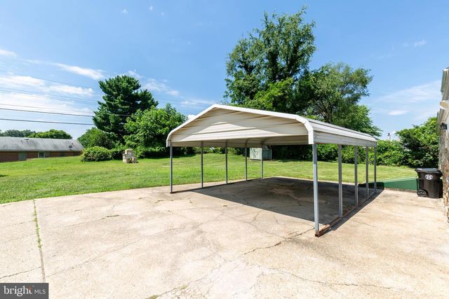 8407 LIBERTY RD, Baltimore, MD 21244
