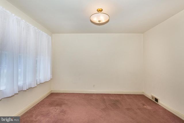 8407 LIBERTY RD, Baltimore, MD 21244