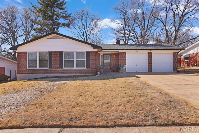 1233 Hudson Hills Drive, St Louis, MO 63135