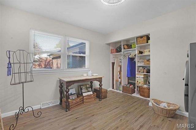 1233 Hudson Hills Drive, St Louis, MO 63135