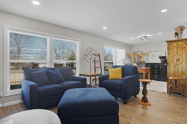 1233 Hudson Hills Drive, St Louis, MO 63135