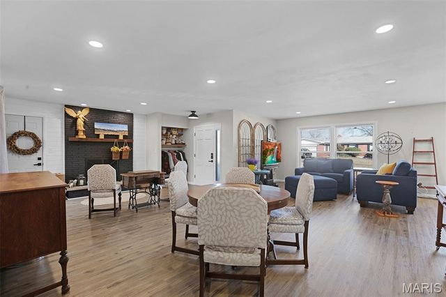 1233 Hudson Hills Drive, St Louis, MO 63135