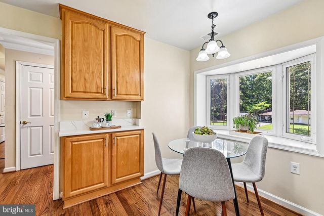 18328 SHARON RD, Triangle, VA 22172
