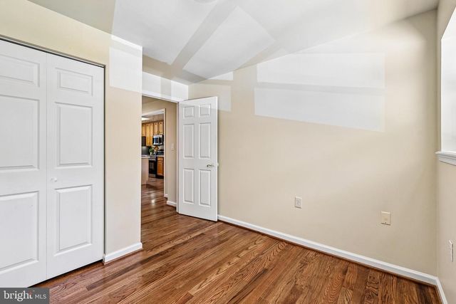 18328 SHARON RD, Triangle, VA 22172