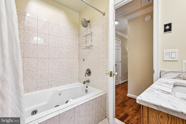 18328 SHARON RD, Triangle, VA 22172