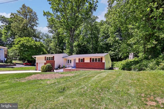 18328 SHARON RD, Triangle, VA 22172