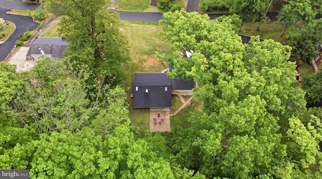 18328 SHARON RD, Triangle, VA 22172