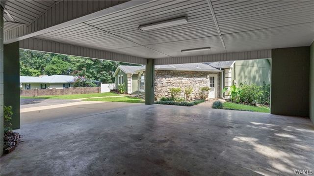 15029 Carmen Drive, Northport, AL 35475