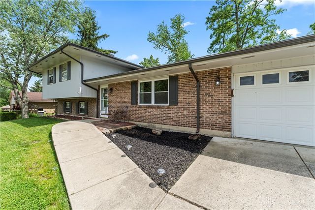 416 Bent Twig Drive, Vandalia, OH 45377