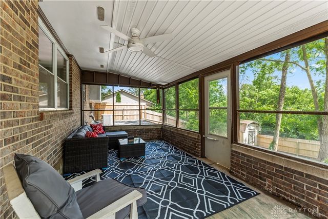 416 Bent Twig Drive, Vandalia, OH 45377