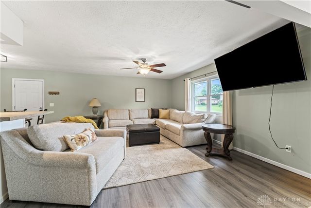 416 Bent Twig Drive, Vandalia, OH 45377
