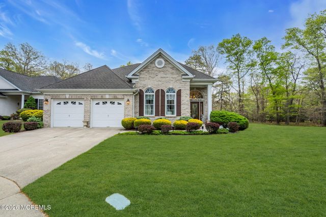 15 Cog Hill Court, Jackson, NJ 08527