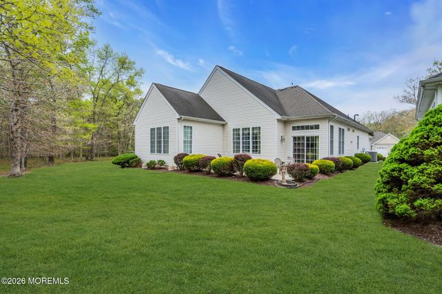 15 Cog Hill Court, Jackson, NJ 08527