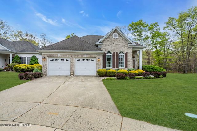 15 Cog Hill Court, Jackson, NJ 08527