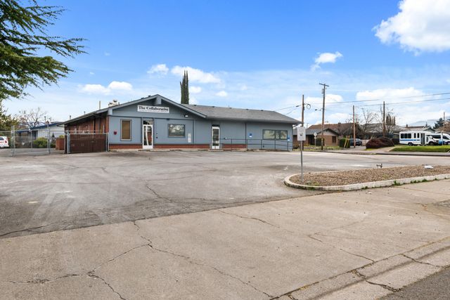 914 W Main Street, Medford, OR 97501