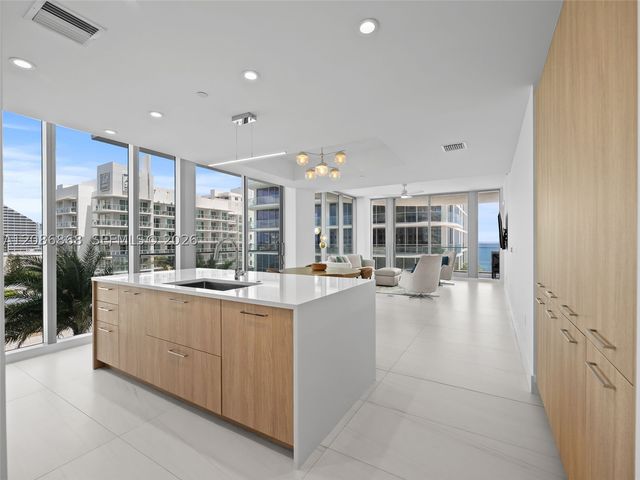 153 N Seabreeze 605-S, Fort Lauderdale, FL 33304