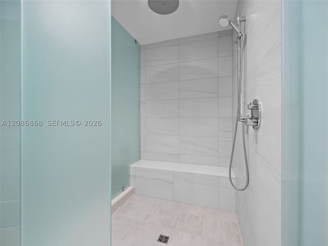 153 N Seabreeze 605-S, Fort Lauderdale, FL 33304