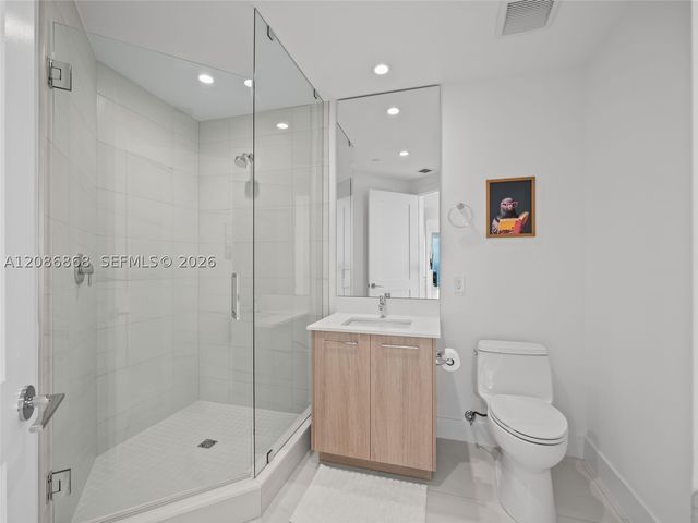 153 N Seabreeze 605-S, Fort Lauderdale, FL 33304