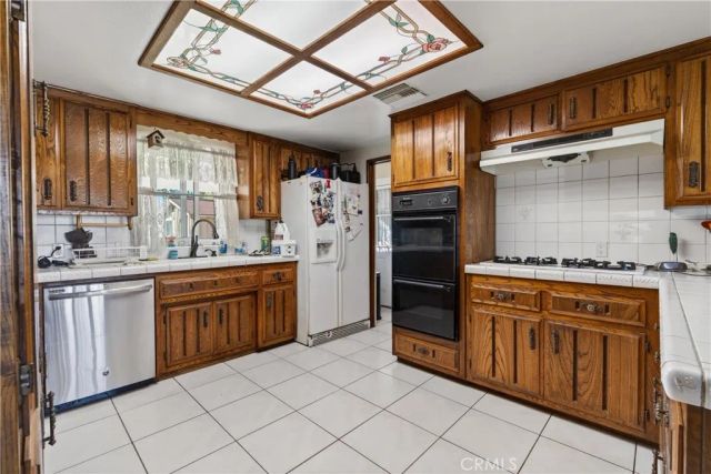 6221 Garfield, Chino, CA 91710