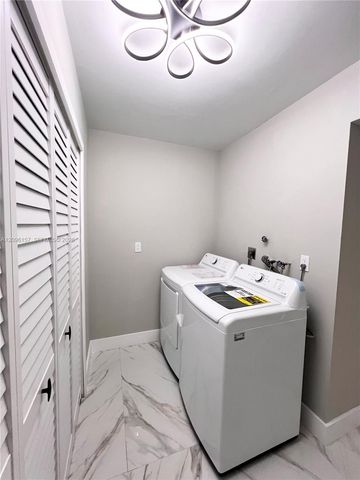 4940 E Sabal Palm Boulevard 312, Tamarac, FL 33319