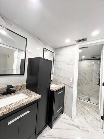 4940 E Sabal Palm Boulevard 312, Tamarac, FL 33319
