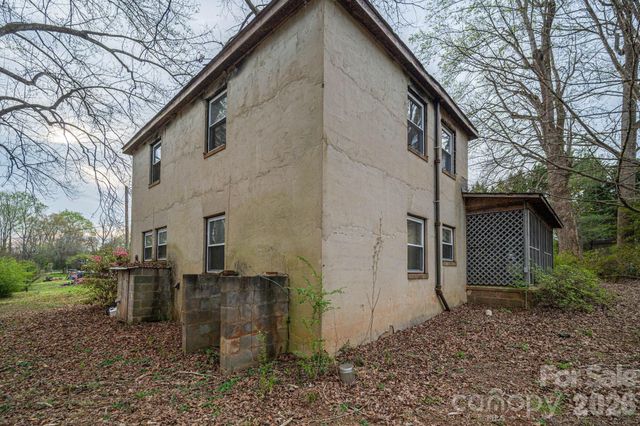 1354 Harless Road, Lincolnton, NC 28092