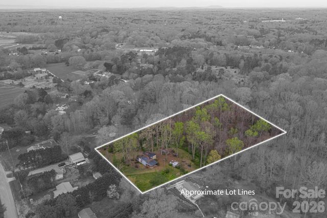 1354 Harless Road, Lincolnton, NC 28092