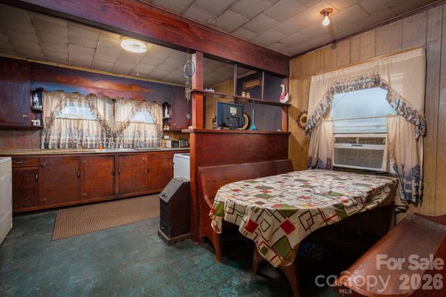 1354 Harless Road, Lincolnton, NC 28092