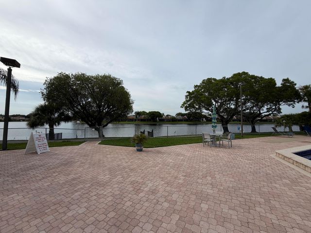 1101 COLONY POINT Circle 506, Pembroke Pines, FL 33026