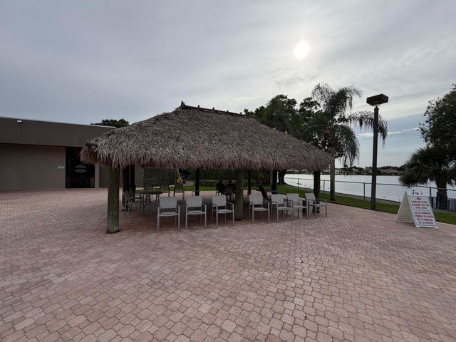 1101 COLONY POINT Circle 506, Pembroke Pines, FL 33026