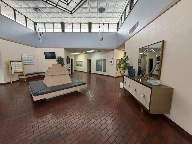1101 COLONY POINT Circle 506, Pembroke Pines, FL 33026