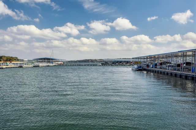 19045 Venture DR, Point Venture, TX 78645