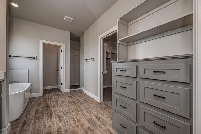 8664 Rip Way, El Reno, OK 73036