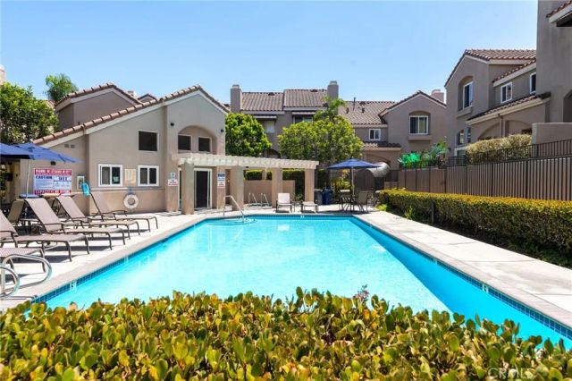 1325 E Grand, El Segundo, CA 90245