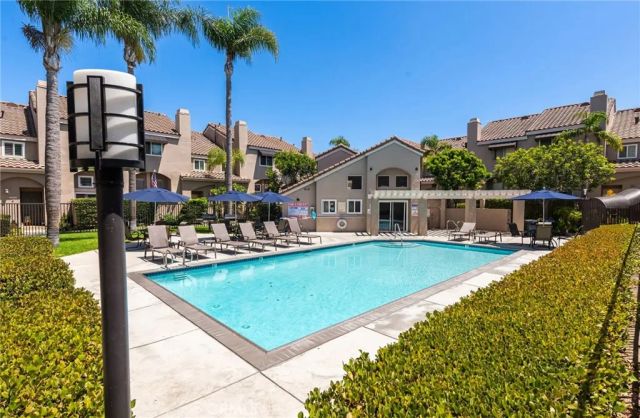 1325 E Grand, El Segundo, CA 90245