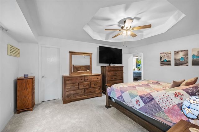 1 Selkirk Drive, Bella Vista, AR 72715