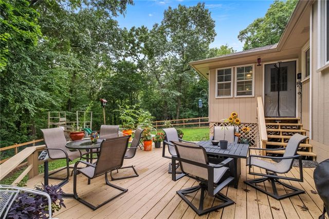1 Selkirk Drive, Bella Vista, AR 72715